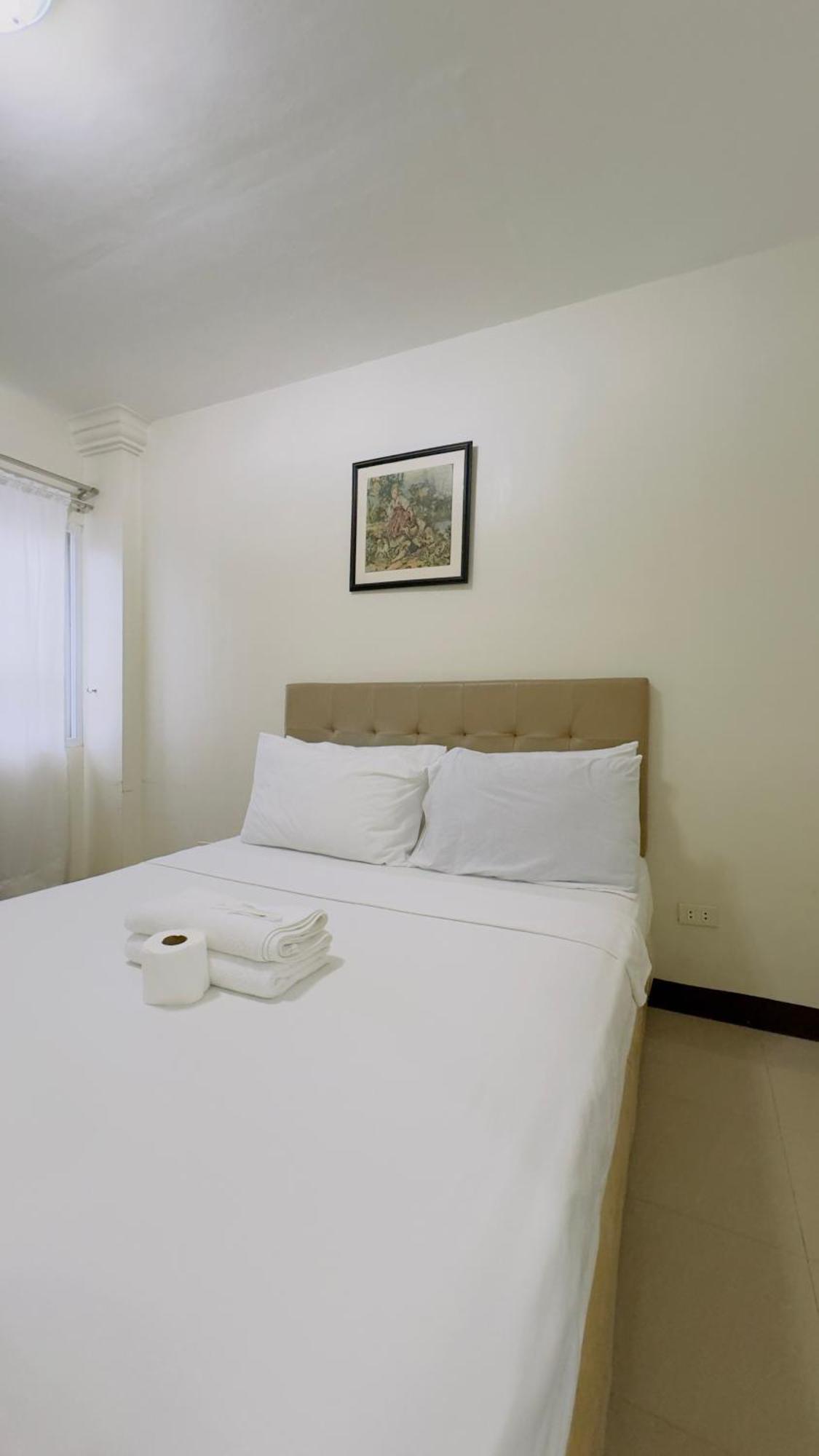 La Anclar Hotel Davao Bagian luar foto