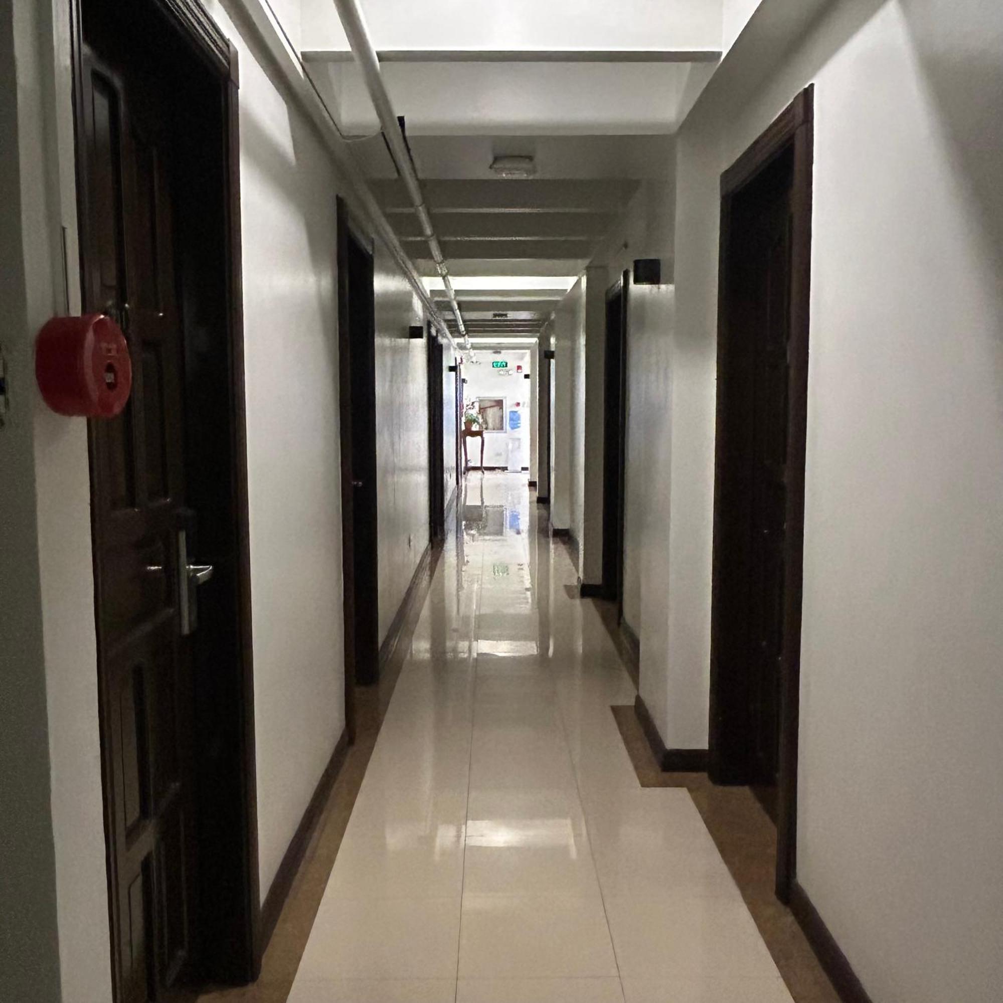 La Anclar Hotel Davao Bagian luar foto