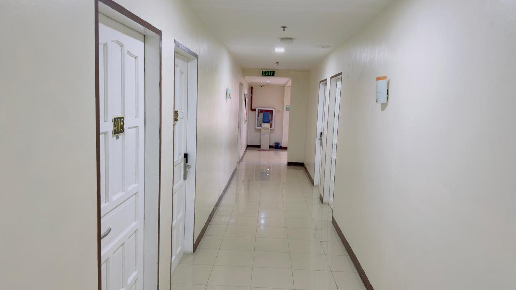 La Anclar Hotel Davao Bagian luar foto