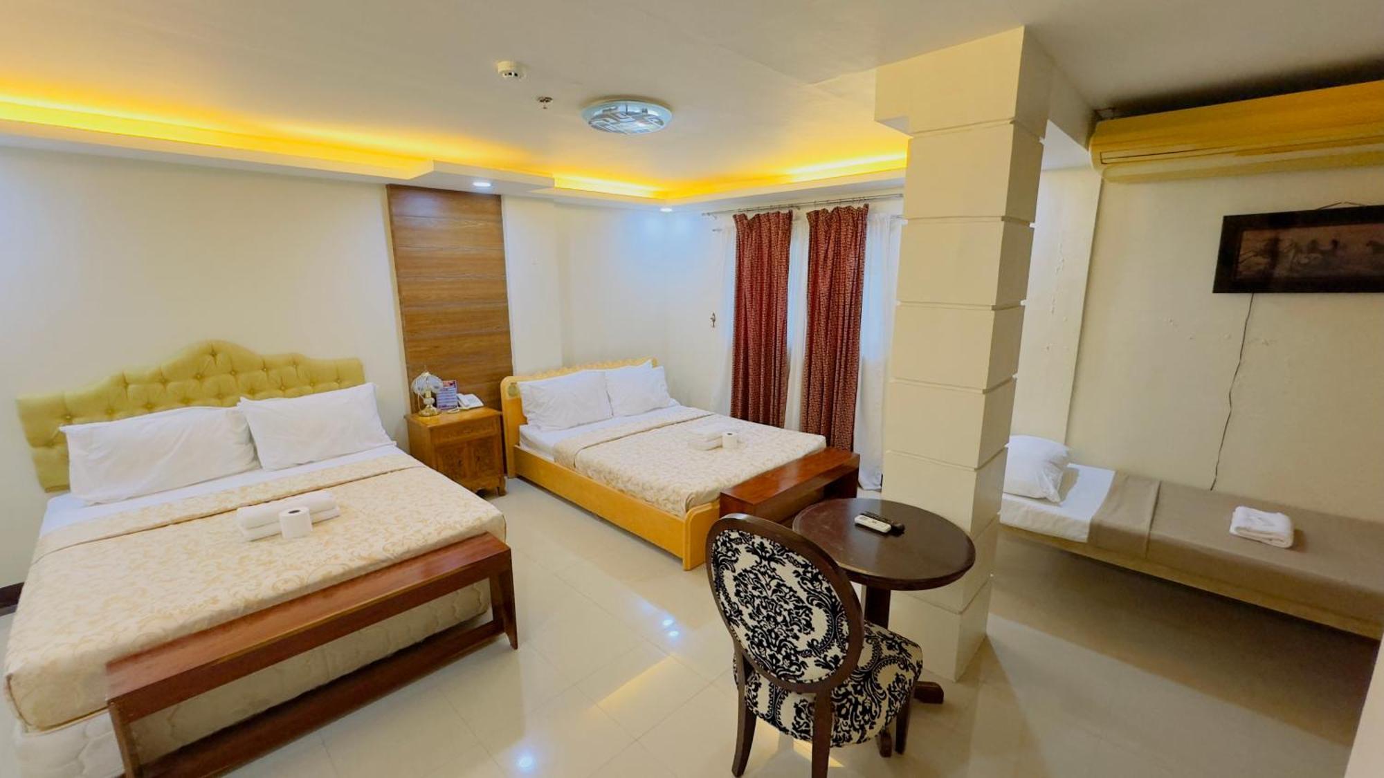 La Anclar Hotel Davao Bagian luar foto