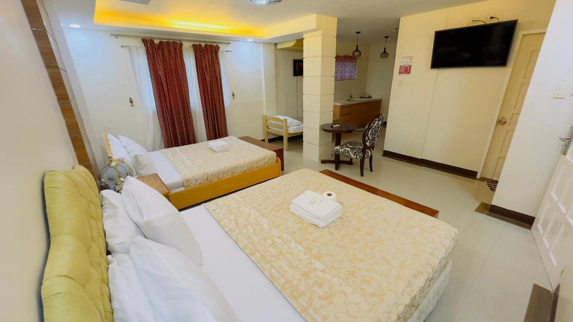 La Anclar Hotel Davao Bagian luar foto